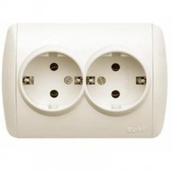 PRIZA DUBLA STANDARD ZIRVE SUB TENCUIALA CU CONTACT DE PROTECTIE