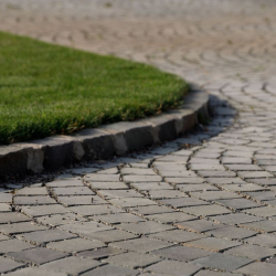 ELIS BORDURA DIN PIATRA ANDEZIT 20 X 12 X 12 CM